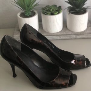 Stuart Weitzman Youngbuck Red Quasar heels